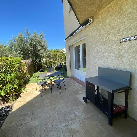 Romarin Avec Vakantiehuis Saint-Jean-de-Barrou